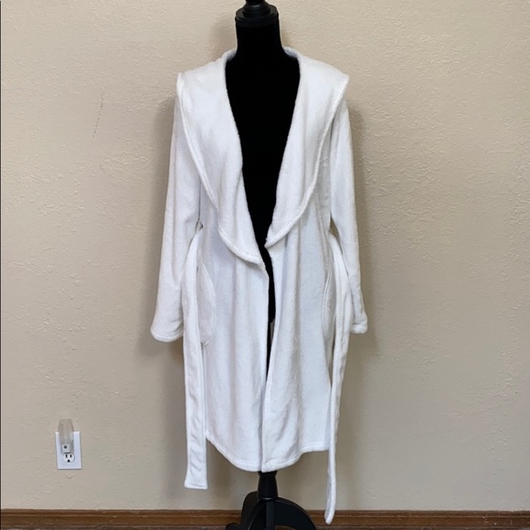 Ugg Miranda Robe - Picture 5 of 8